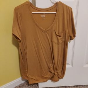 Womens So gold knitted v-neck shirt, size medium
